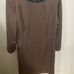 Dress with black lining